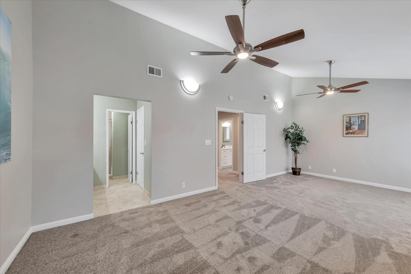 Detail Gallery Image 19 of 39 For 2573 Tolworth Dr, San Jose,  CA 95128 - 3 Beds | 2/1 Baths