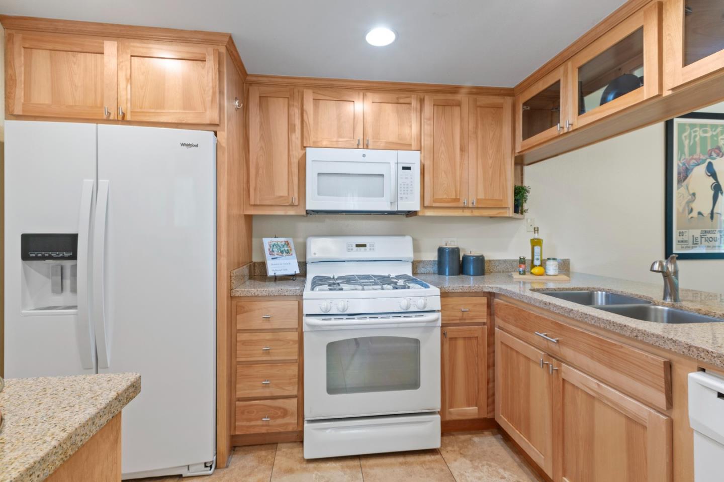 Detail Gallery Image 10 of 34 For 2874 Lindsay Ln, Soquel,  CA 95073 - 3 Beds | 2/1 Baths