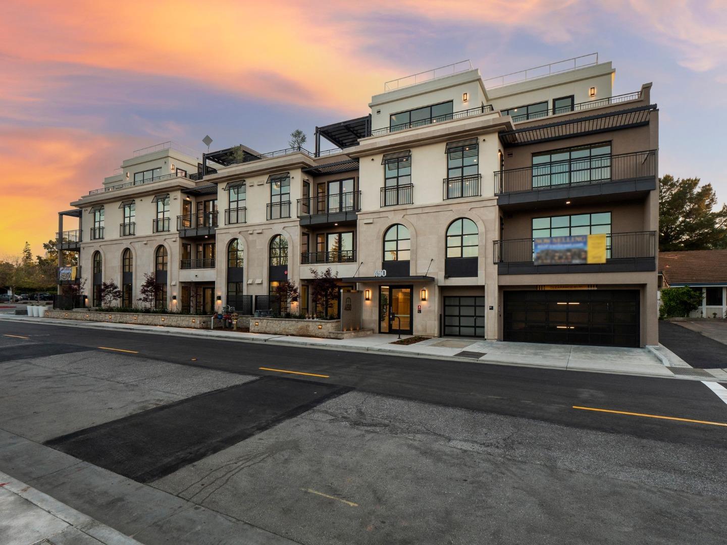 Detail Gallery Image 1 of 1 For 450 1st #PENTHOUSE 3,  Los Altos,  CA 94022 - 3 Beds | 2/1 Baths