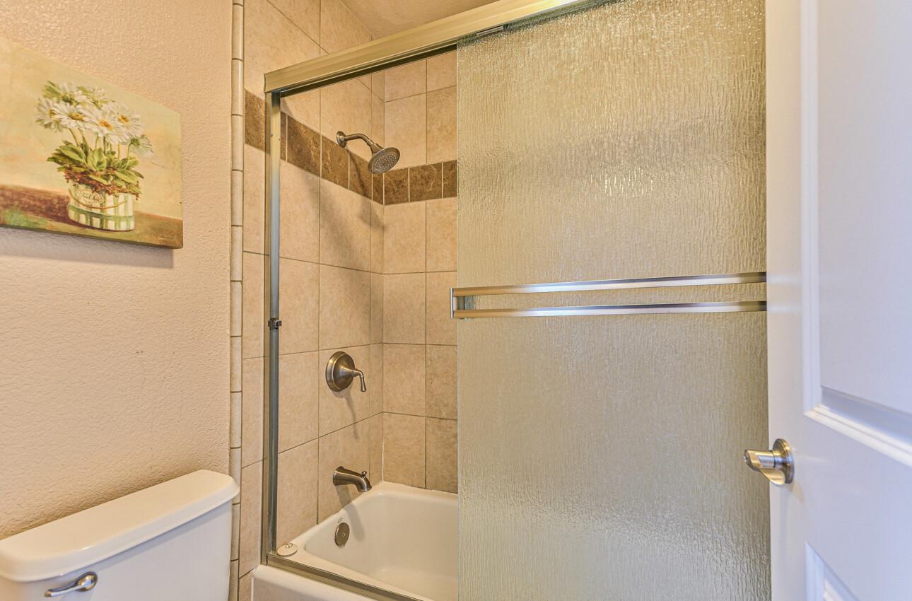 Detail Gallery Image 16 of 28 For 300 Glenwood Cir #291,  Monterey,  CA 93940 - 0 Beds | 1 Baths