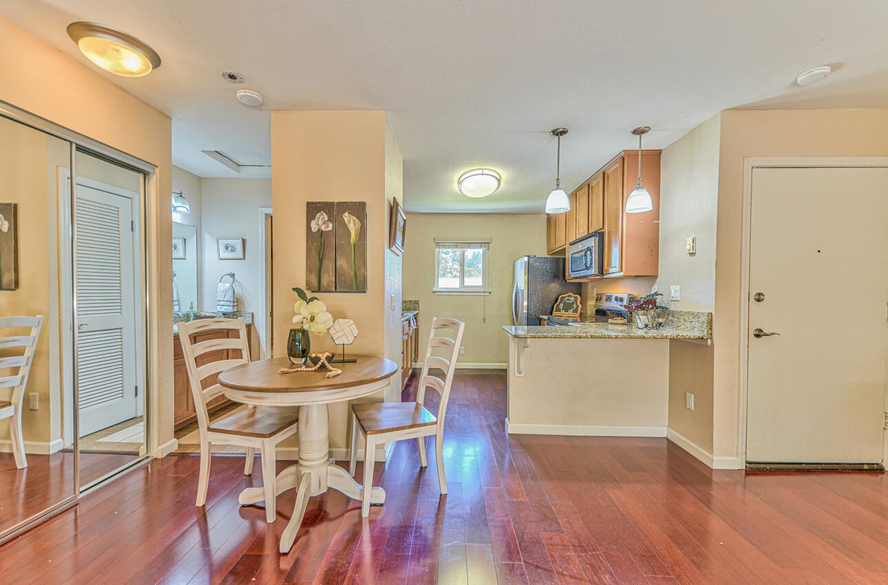 Detail Gallery Image 7 of 28 For 300 Glenwood Cir #291,  Monterey,  CA 93940 - 0 Beds | 1 Baths
