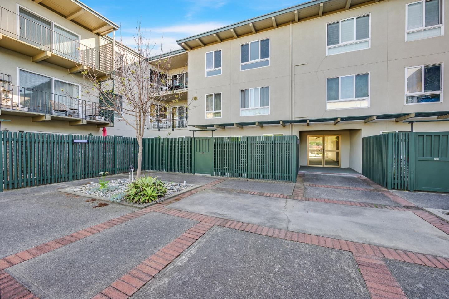 Detail Gallery Image 21 of 43 For 845 N Humboldt St #406,  San Mateo,  CA 94401 - 1 Beds | 1 Baths