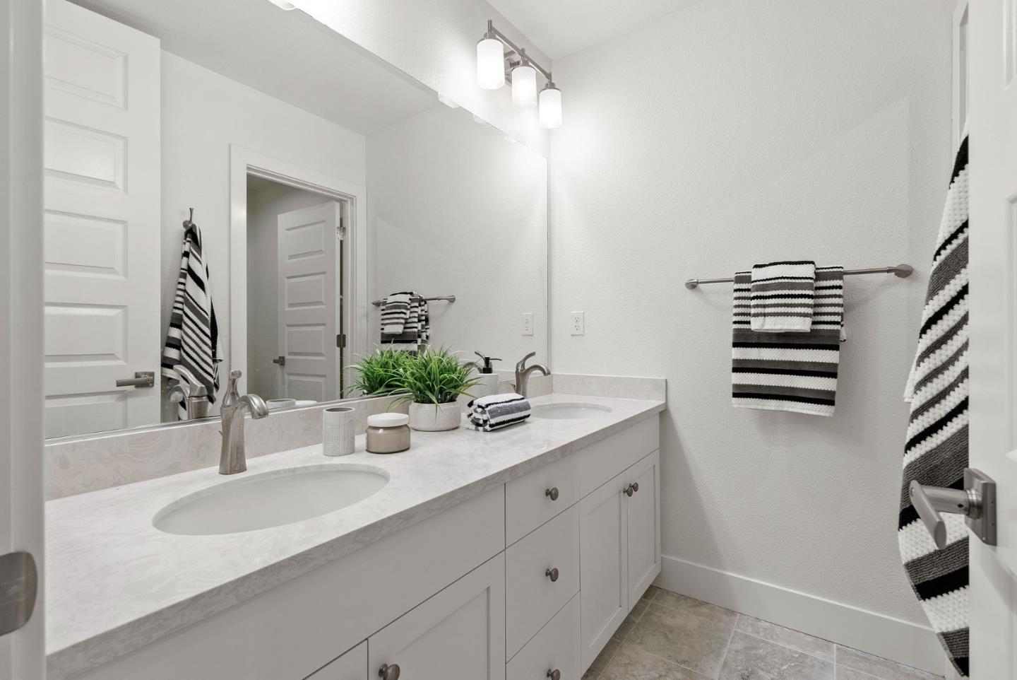 Detail Gallery Image 18 of 22 For 426 Derby Ave, San Mateo,  CA 94403 - 3 Beds | 2/1 Baths