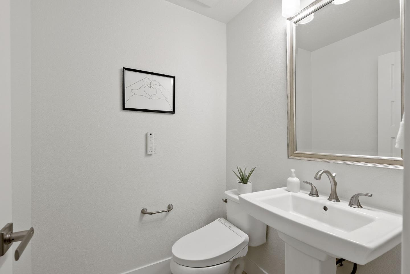 Detail Gallery Image 20 of 22 For 426 Derby Ave, San Mateo,  CA 94403 - 3 Beds | 2/1 Baths