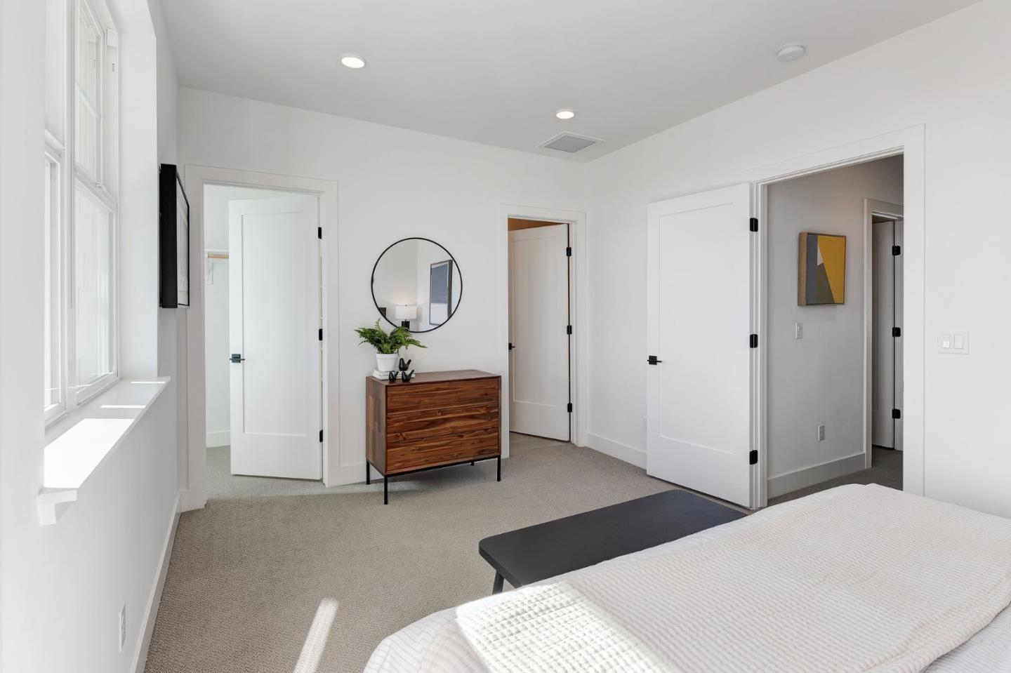 Detail Gallery Image 21 of 33 For 882 Broadway, Belmont,  CA 94002 - 3 Beds | 2/1 Baths