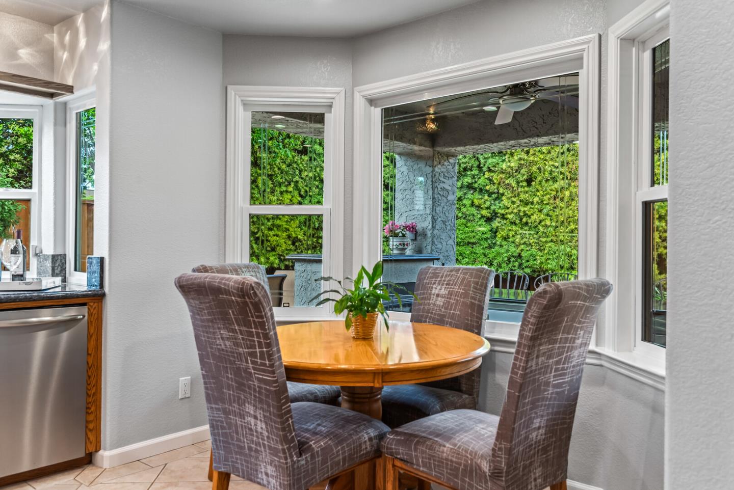 Detail Gallery Image 31 of 65 For 4132 Crescendo Ave, San Jose,  CA 95136 - 4 Beds | 2/1 Baths