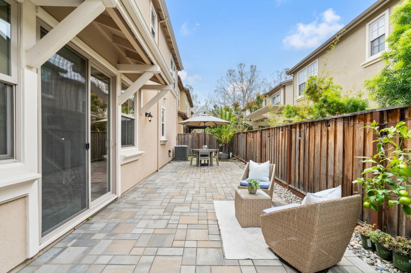 Detail Gallery Image 25 of 41 For 192 Melia Loop, Mountain View,  CA 94043 - 4 Beds | 2/1 Baths