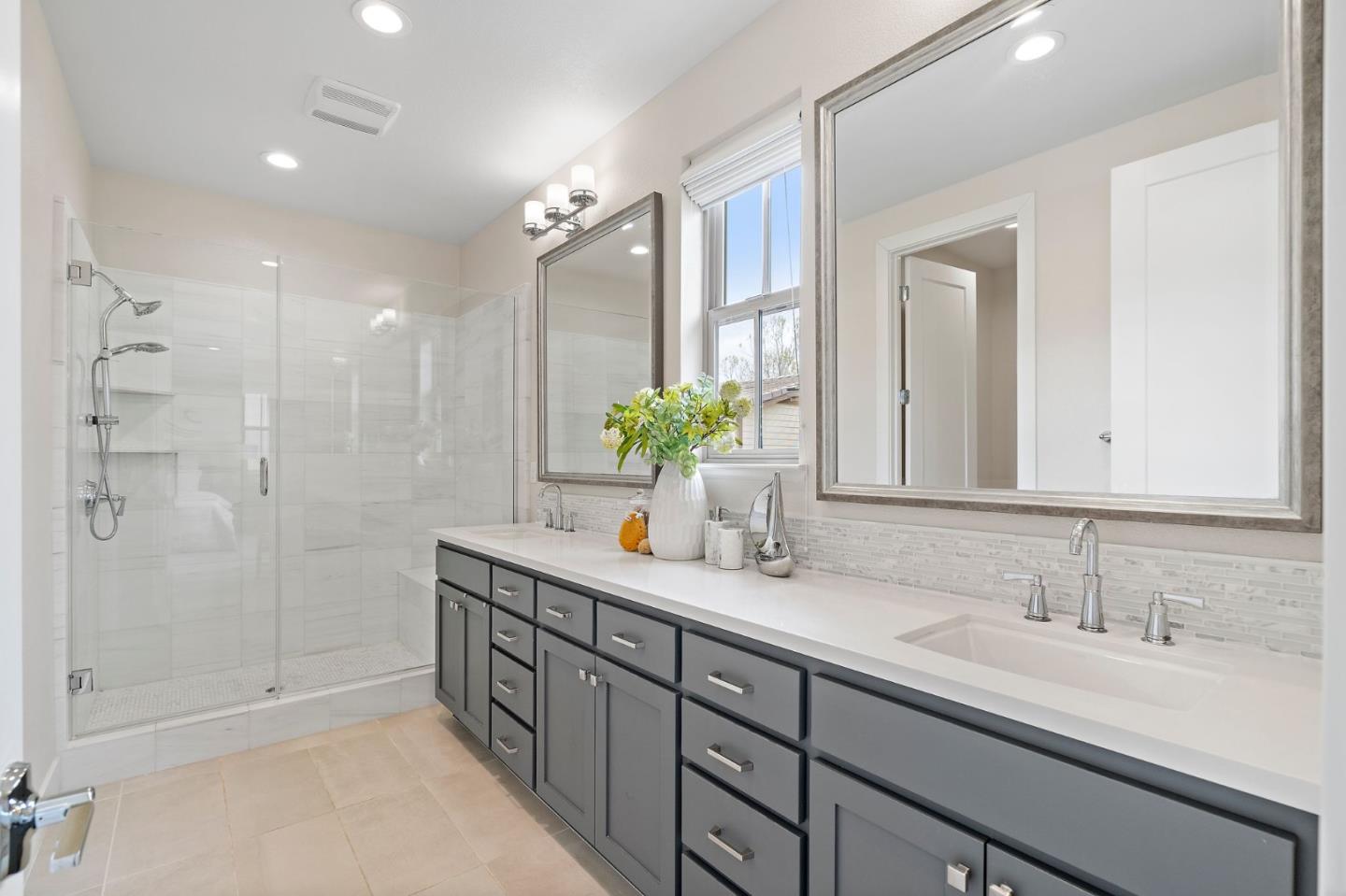 Detail Gallery Image 31 of 41 For 192 Melia Loop, Mountain View,  CA 94043 - 4 Beds | 2/1 Baths