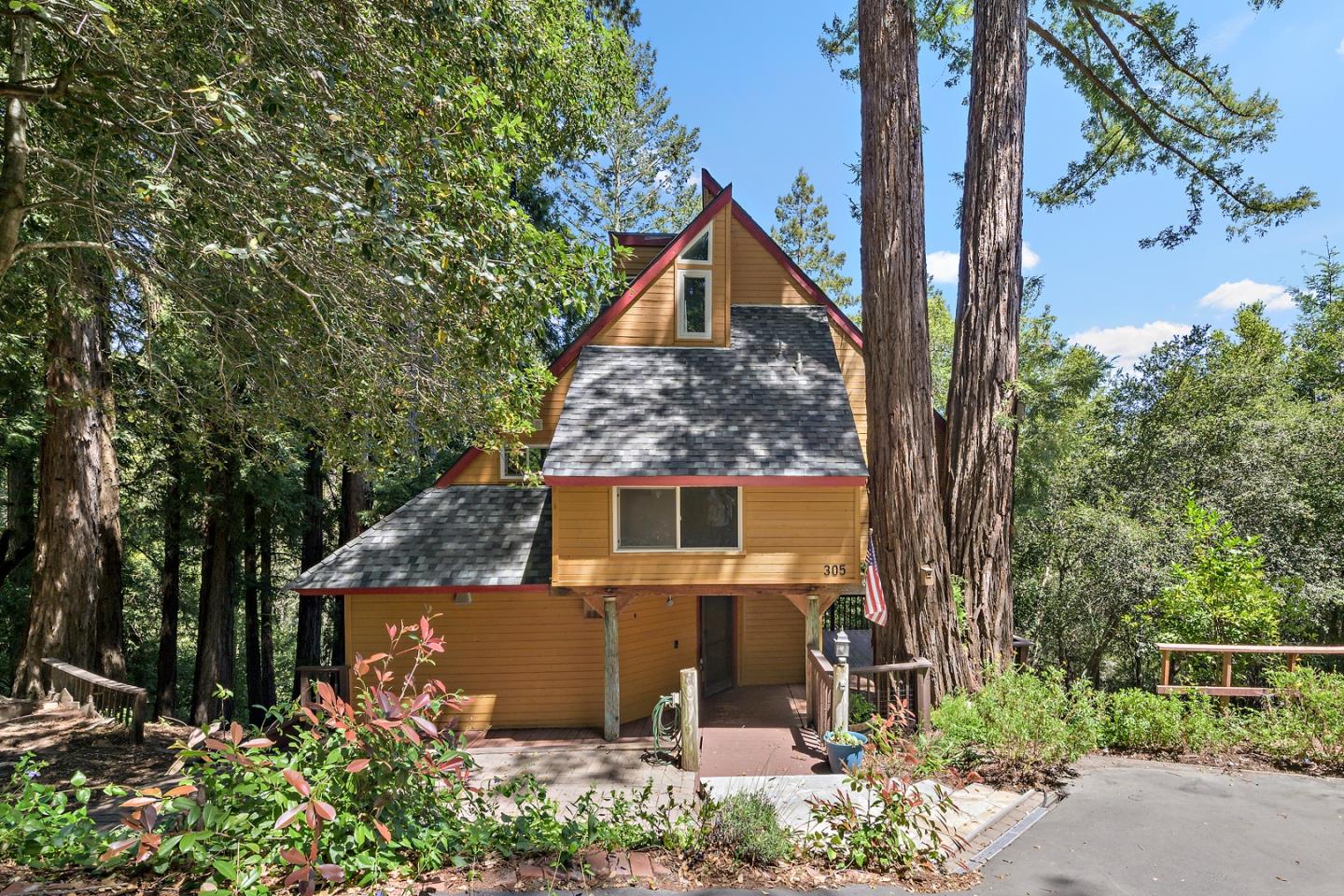 Detail Gallery Image 1 of 1 For 305 Old Turnpike Rd, Los Gatos,  CA 95033 - 3 Beds | 2/1 Baths