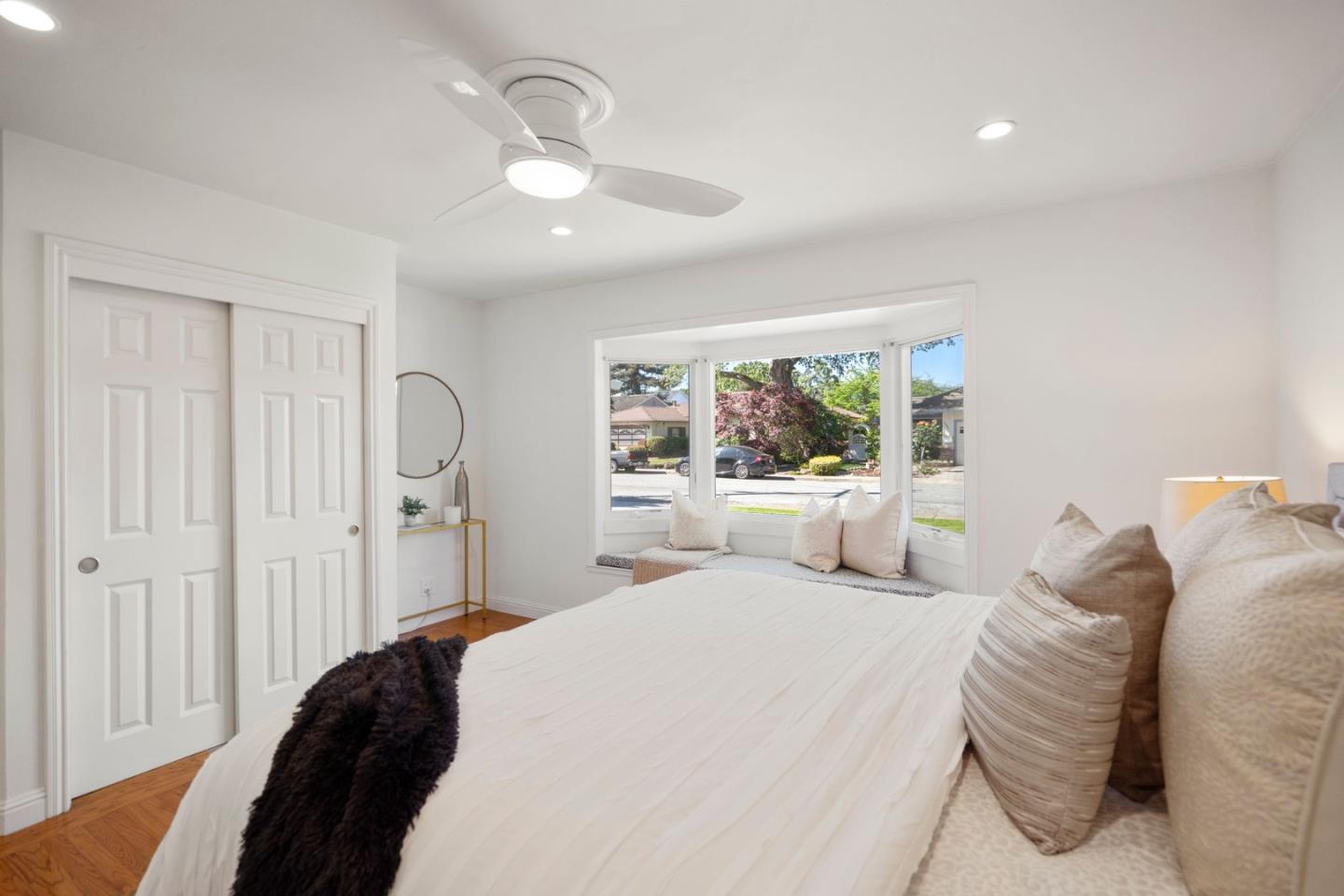 Detail Gallery Image 26 of 43 For 1545 Gover Ln, San Carlos,  CA 94070 - 3 Beds | 2 Baths