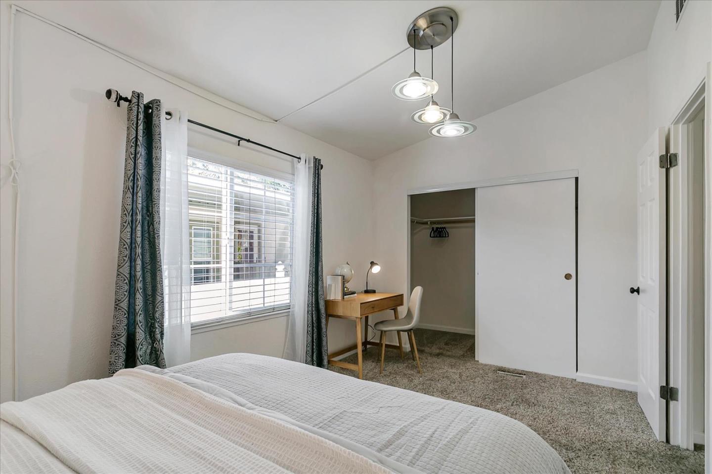 Detail Gallery Image 22 of 38 For 555 Umbarger Rd #20,  San Jose,  CA 95111 - 2 Beds | 2 Baths