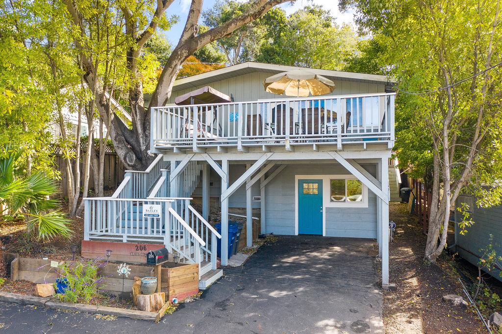 Detail Gallery Image 1 of 21 For 206 Claus Ct, Aptos,  CA 95003 - 2 Beds | 2 Baths
