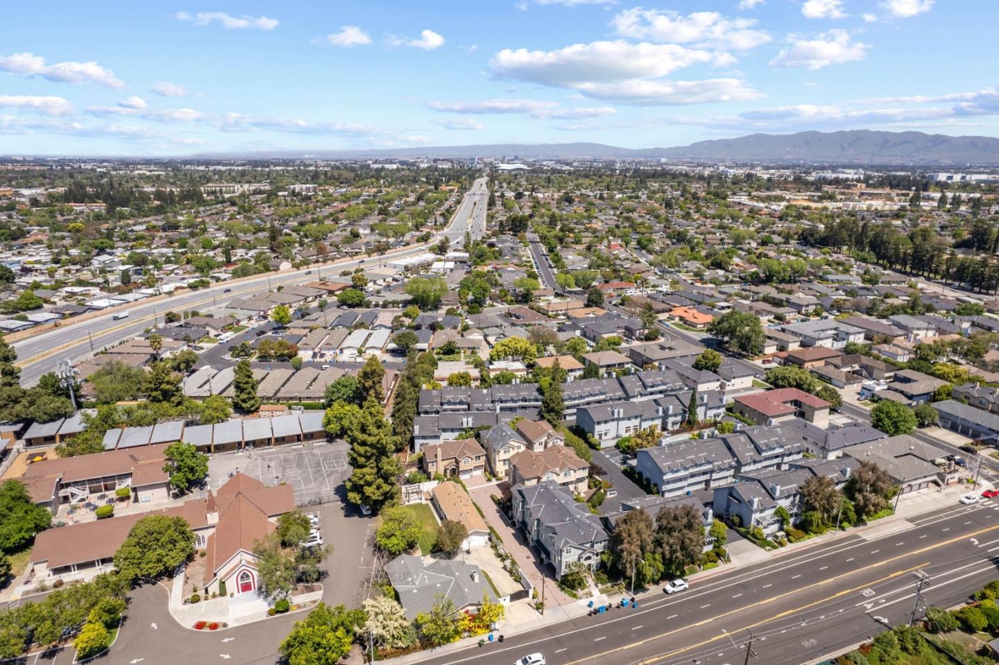 Detail Gallery Image 7 of 47 For 2443 Diane Marie Way, Santa Clara,  CA 95050 - 3 Beds | 2/1 Baths