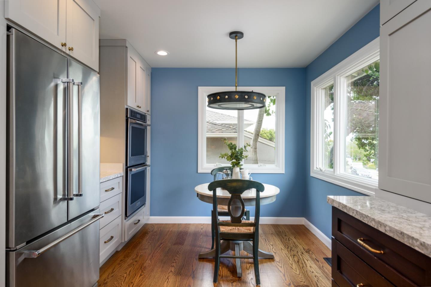 Detail Gallery Image 12 of 37 For 1133 Vernon Ter, San Mateo,  CA 94402 - 3 Beds | 2/1 Baths