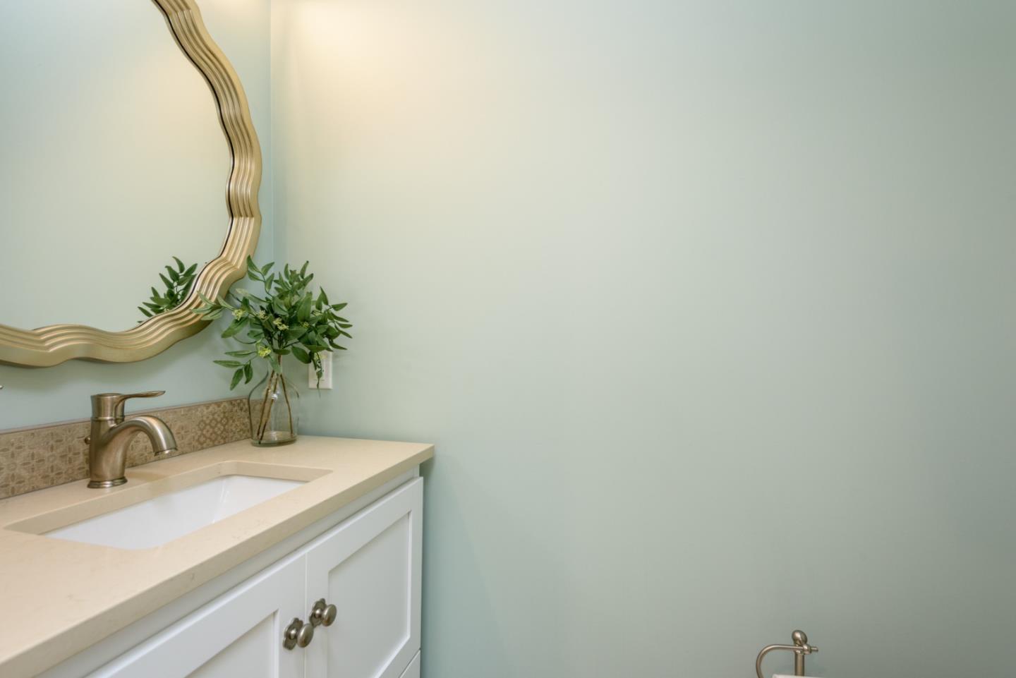 Detail Gallery Image 18 of 37 For 1133 Vernon Ter, San Mateo,  CA 94402 - 3 Beds | 2/1 Baths