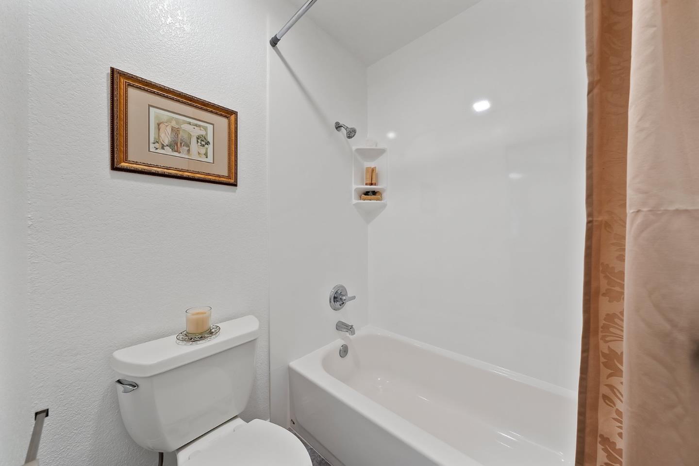 Detail Gallery Image 11 of 17 For 267 Shadow Dance Dr, San Jose,  CA 95110 - 2 Beds | 2 Baths