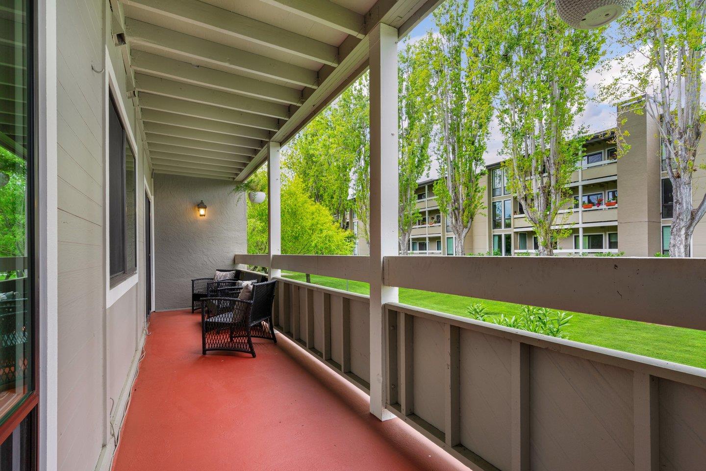 Detail Gallery Image 8 of 32 For 1081 Beach Park Blvd #111,  Foster City,  CA 94404 - 2 Beds | 2 Baths