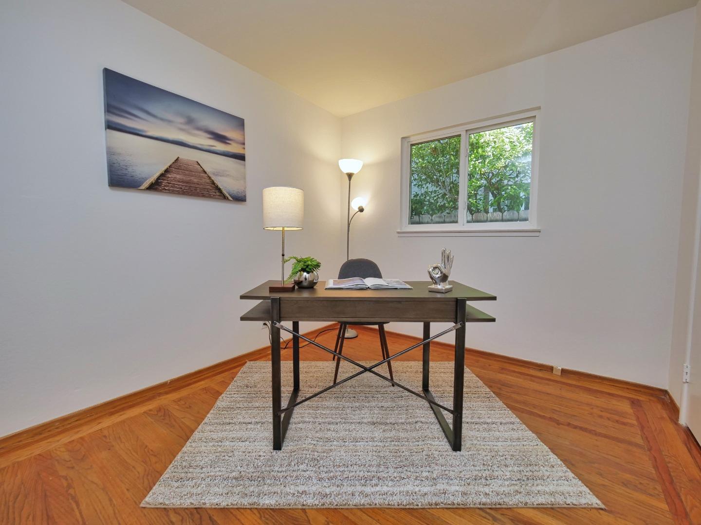 Detail Gallery Image 53 of 116 For 1572 Spring St, Mountain View,  CA 94043 - 3 Beds | 2 Baths