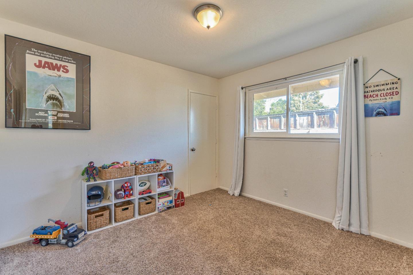 Detail Gallery Image 23 of 35 For 20260 Franciscan Cir, Salinas,  CA 93908 - 4 Beds | 2/1 Baths