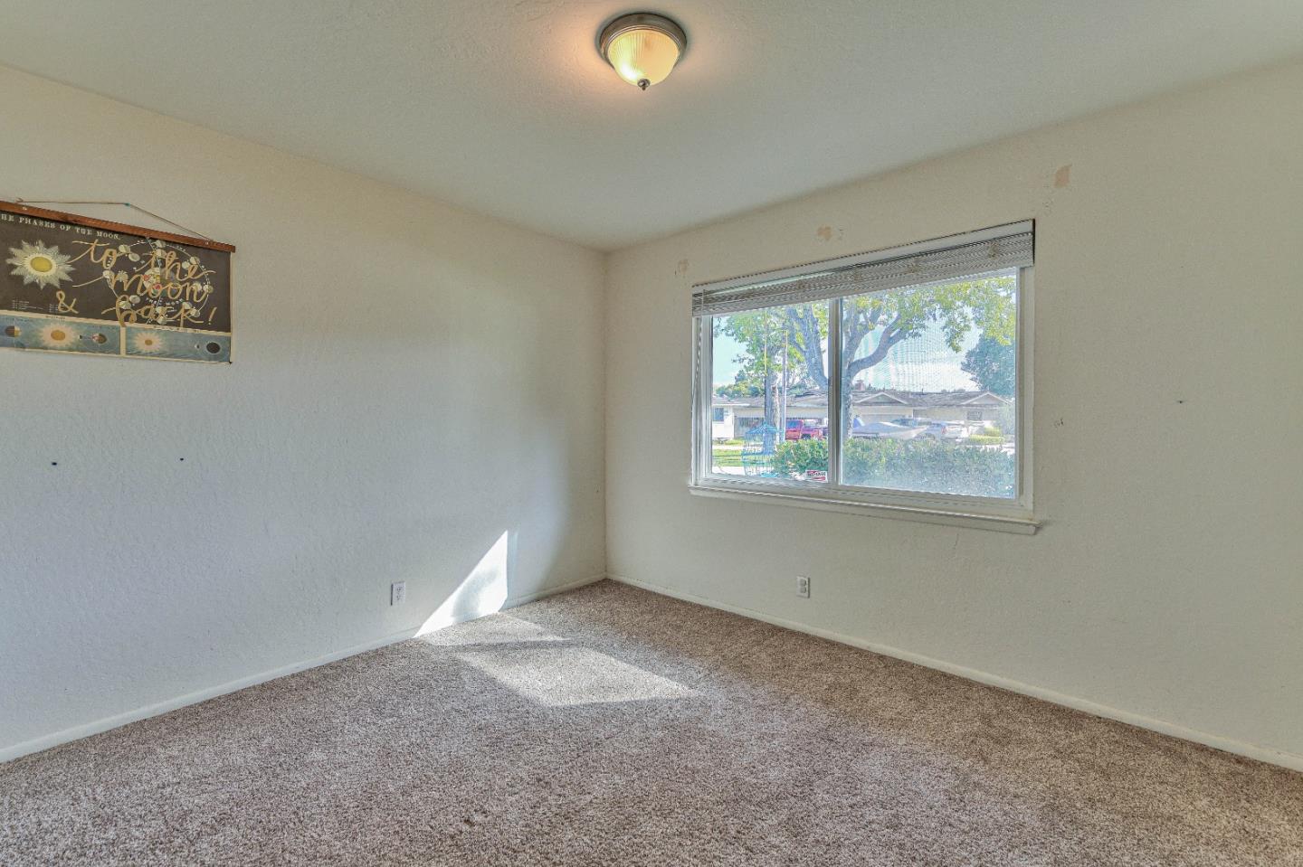 Detail Gallery Image 27 of 35 For 20260 Franciscan Cir, Salinas,  CA 93908 - 4 Beds | 2/1 Baths
