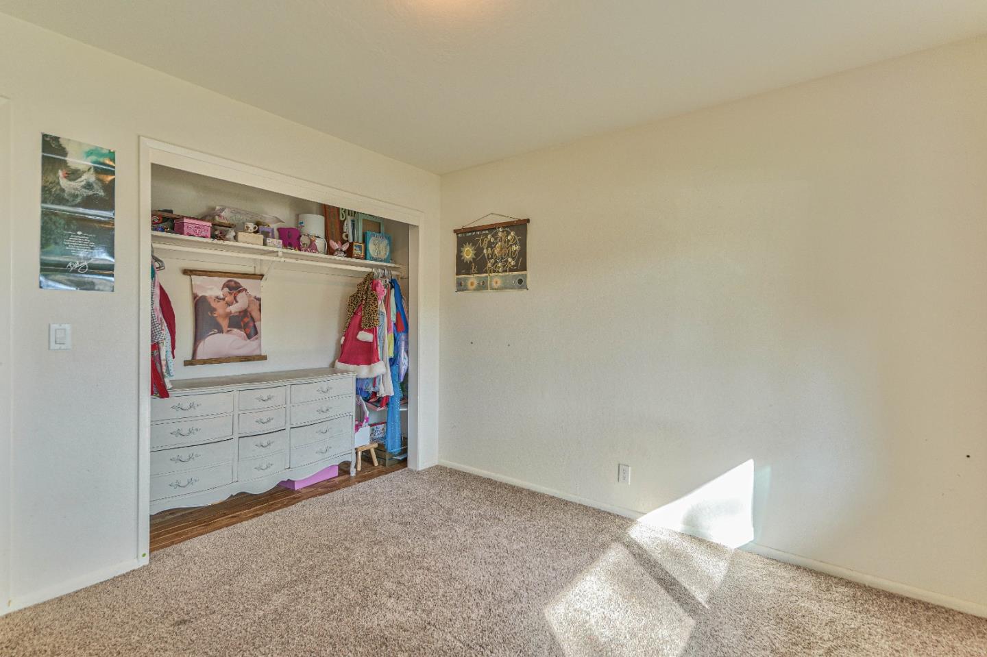 Detail Gallery Image 28 of 35 For 20260 Franciscan Cir, Salinas,  CA 93908 - 4 Beds | 2/1 Baths