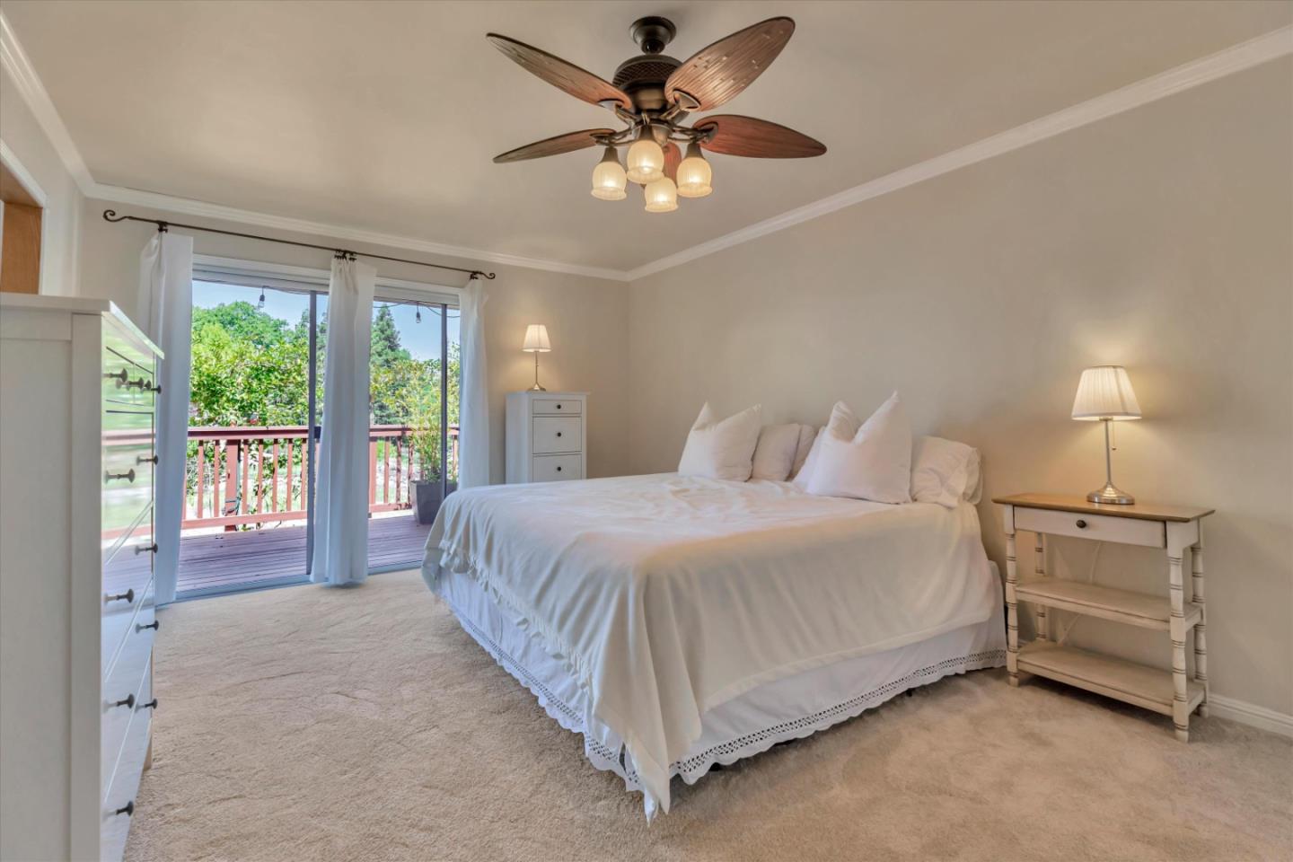 Detail Gallery Image 17 of 33 For 16590 Jackson Oaks Dr, Morgan Hill,  CA 95037 - 4 Beds | 2/1 Baths
