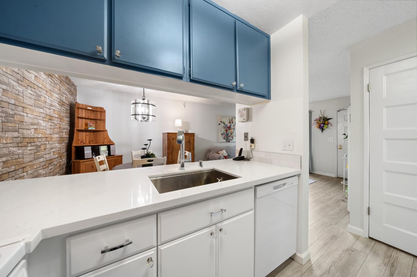 Detail Gallery Image 12 of 22 For 103 Camino Plz, Union City,  CA 94587 - 2 Beds | 1 Baths