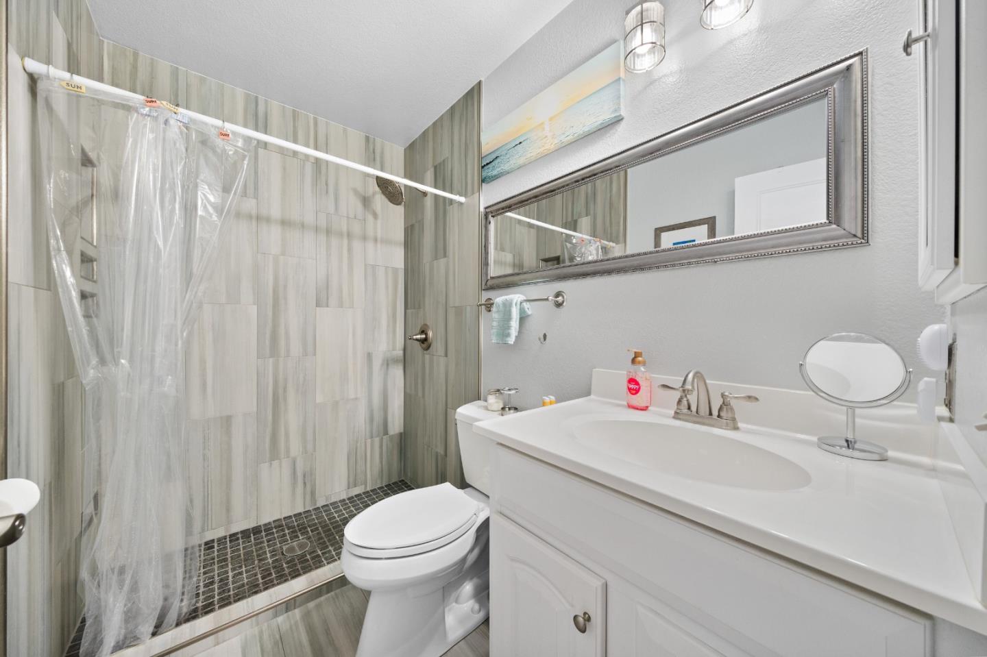 Detail Gallery Image 19 of 22 For 103 Camino Plz, Union City,  CA 94587 - 2 Beds | 1 Baths