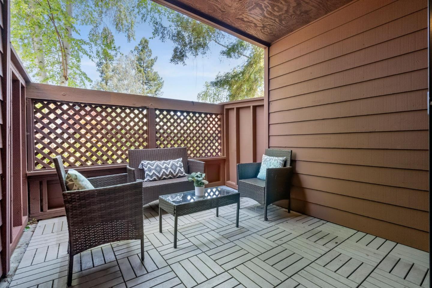 Detail Gallery Image 22 of 27 For 1022 Yarwood Ct, San Jose,  CA 95128 - 2 Beds | 2 Baths