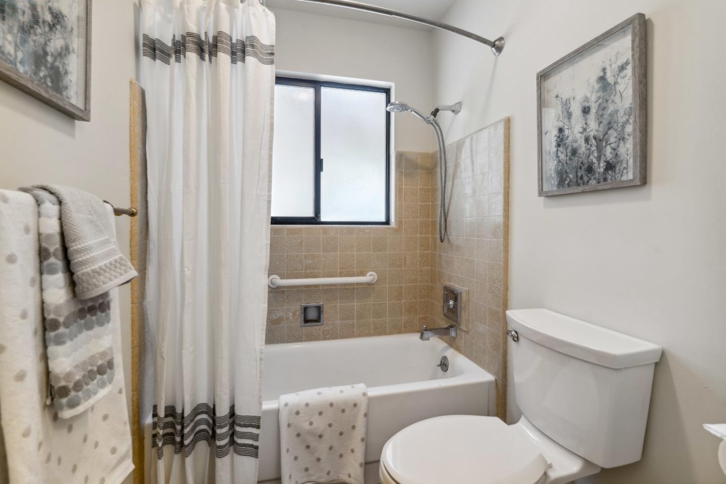 Detail Gallery Image 20 of 37 For 2884 Forbes Ave, Santa Clara,  CA 95051 - 4 Beds | 2/1 Baths