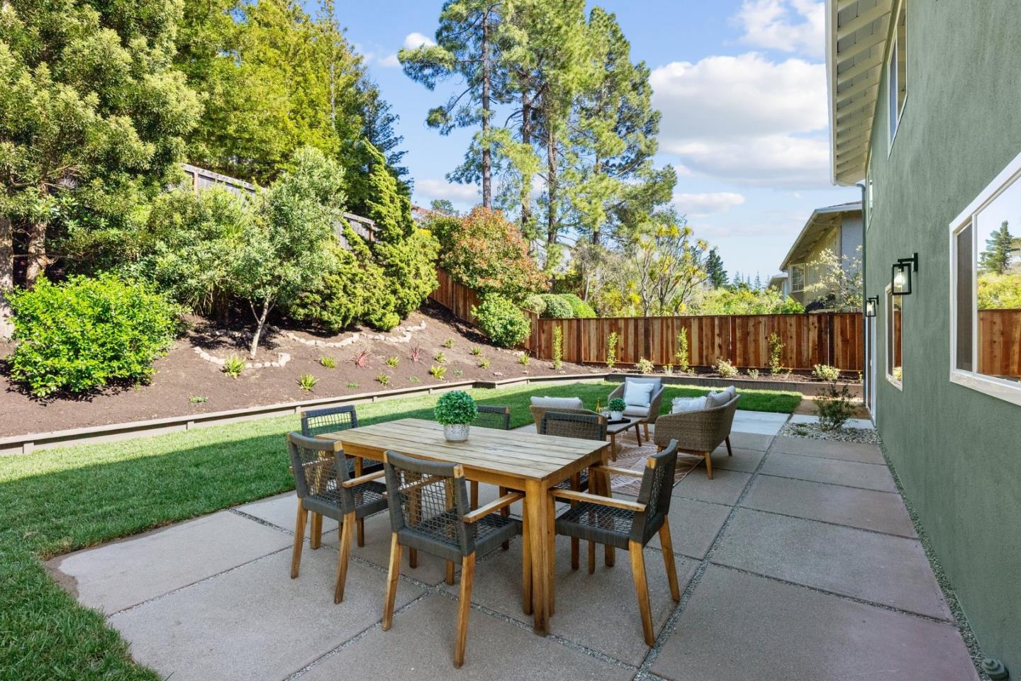 Detail Gallery Image 42 of 60 For 1268 Laurel Hill Dr, San Mateo,  CA 94402 - 4 Beds | 2/1 Baths