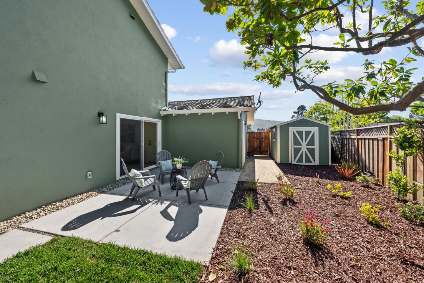 Detail Gallery Image 55 of 60 For 1268 Laurel Hill Dr, San Mateo,  CA 94402 - 4 Beds | 2/1 Baths