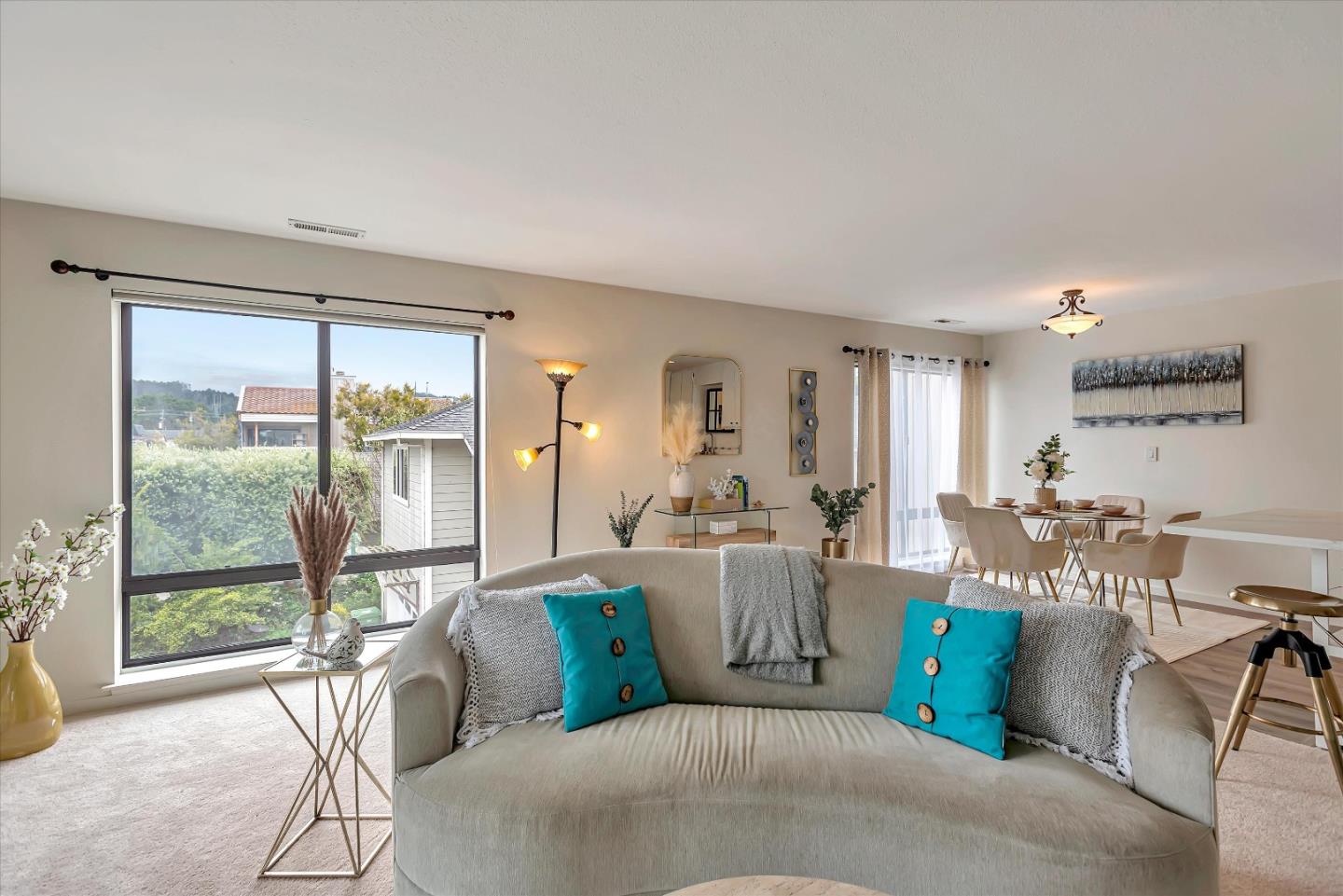 Detail Gallery Image 10 of 50 For 412 Laurel Ave #412,  Half Moon Bay,  CA 94019 - 2 Beds | 2 Baths