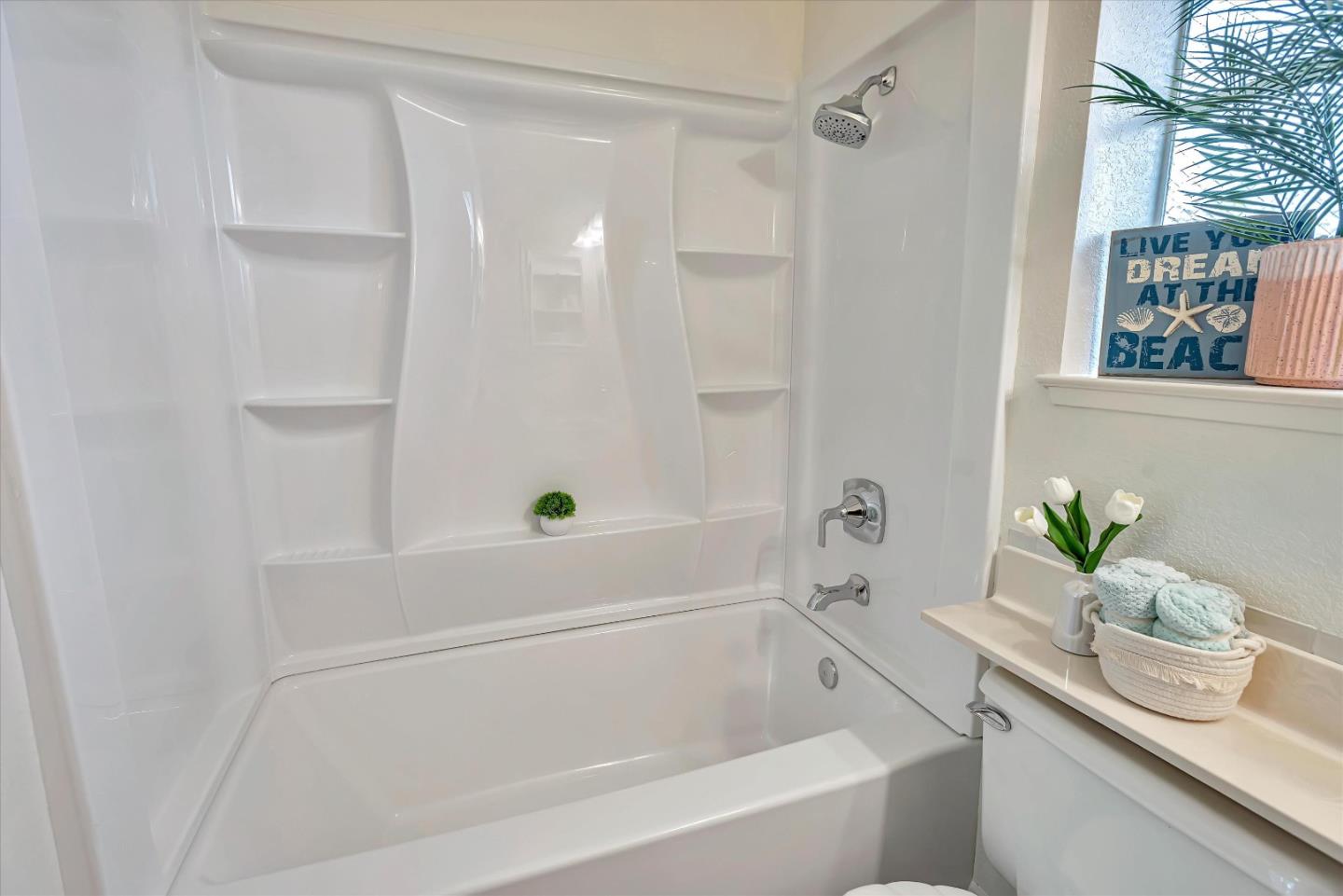 Detail Gallery Image 32 of 50 For 412 Laurel Ave #412,  Half Moon Bay,  CA 94019 - 2 Beds | 2 Baths