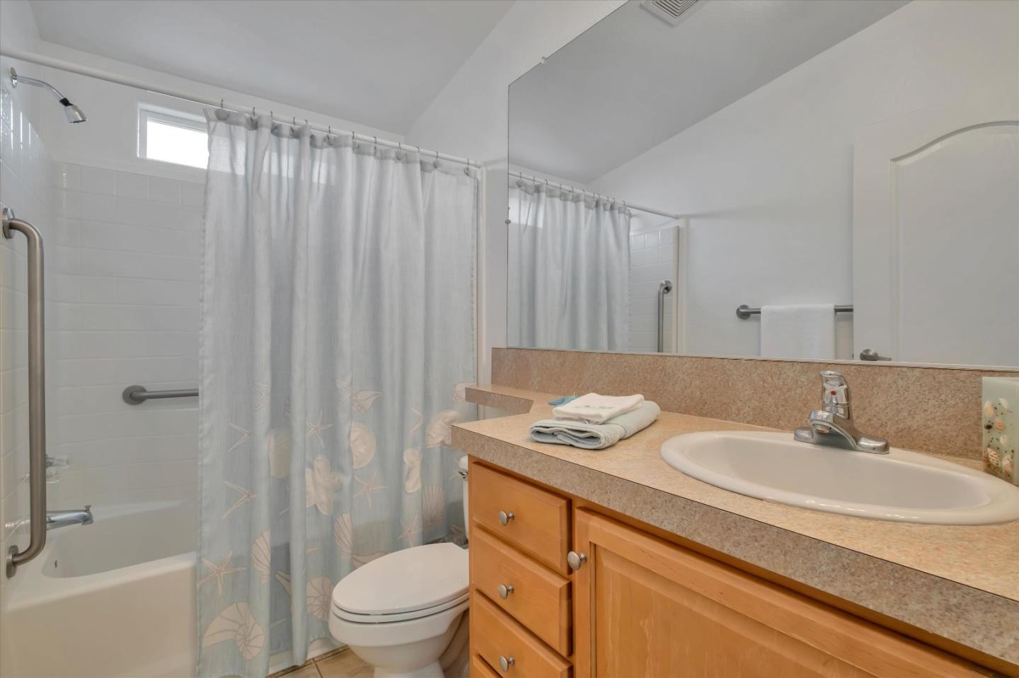 Detail Gallery Image 24 of 33 For 100 N Rodeo Gulch Rd #122,  Soquel,  CA 95073 - 3 Beds | 2 Baths