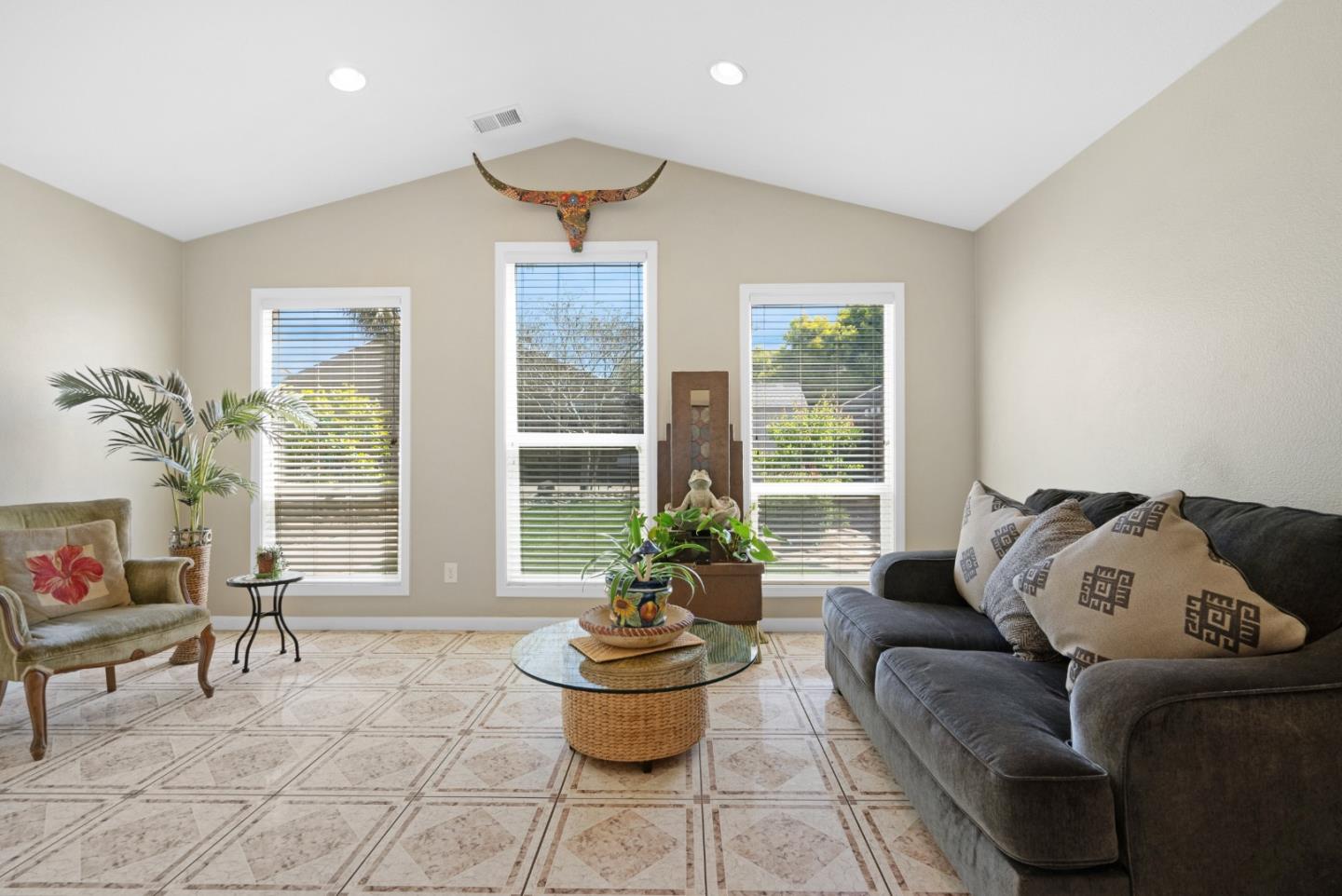 Detail Gallery Image 23 of 52 For 1131 Jacqueline Dr, Hollister,  CA 95023 - 4 Beds | 2 Baths