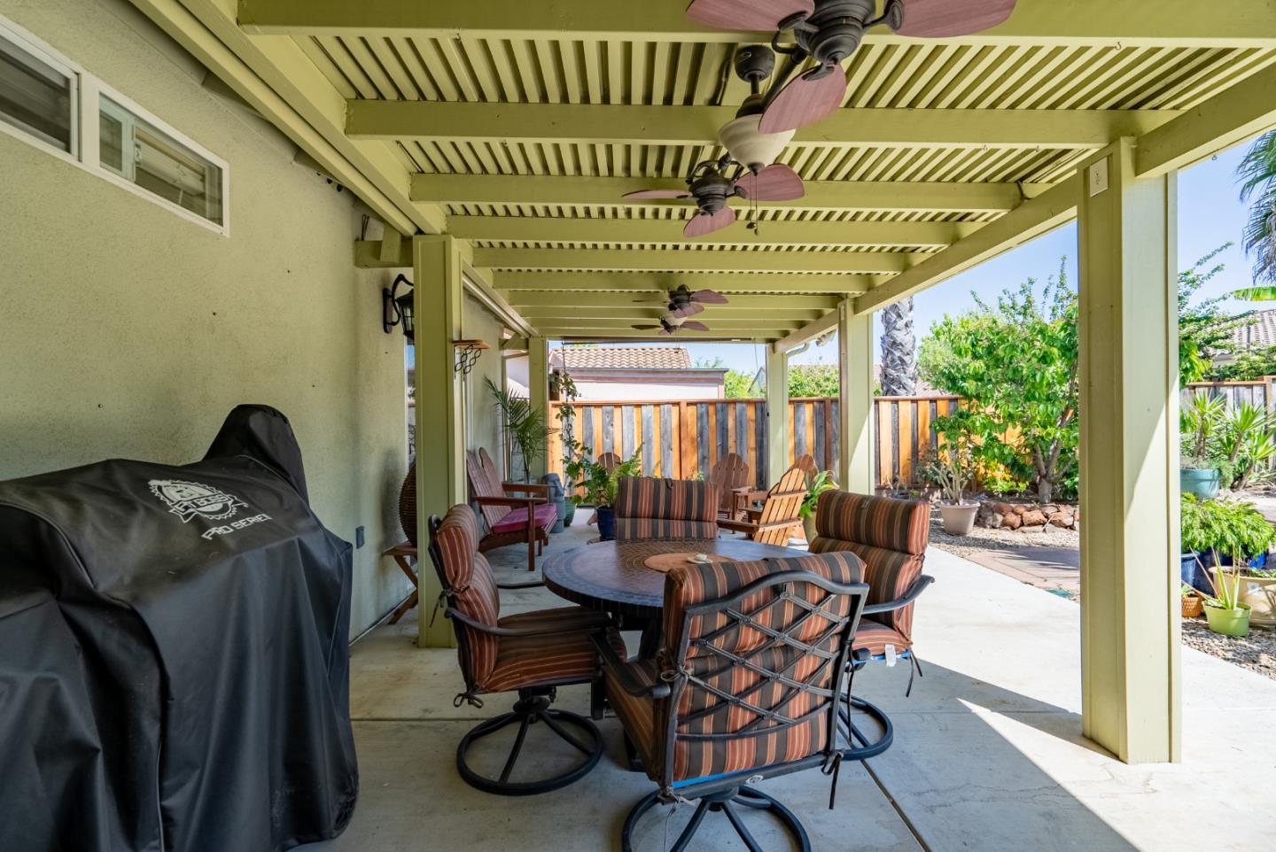 Detail Gallery Image 41 of 52 For 1131 Jacqueline Dr, Hollister,  CA 95023 - 4 Beds | 2 Baths