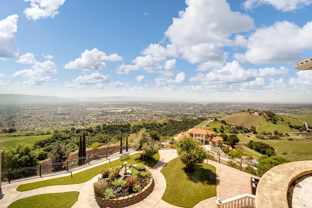 Detail Gallery Image 50 of 104 For 4310 Bella Madeira Ln, San Jose,  CA 95127 - 6 Beds | 8/1 Baths