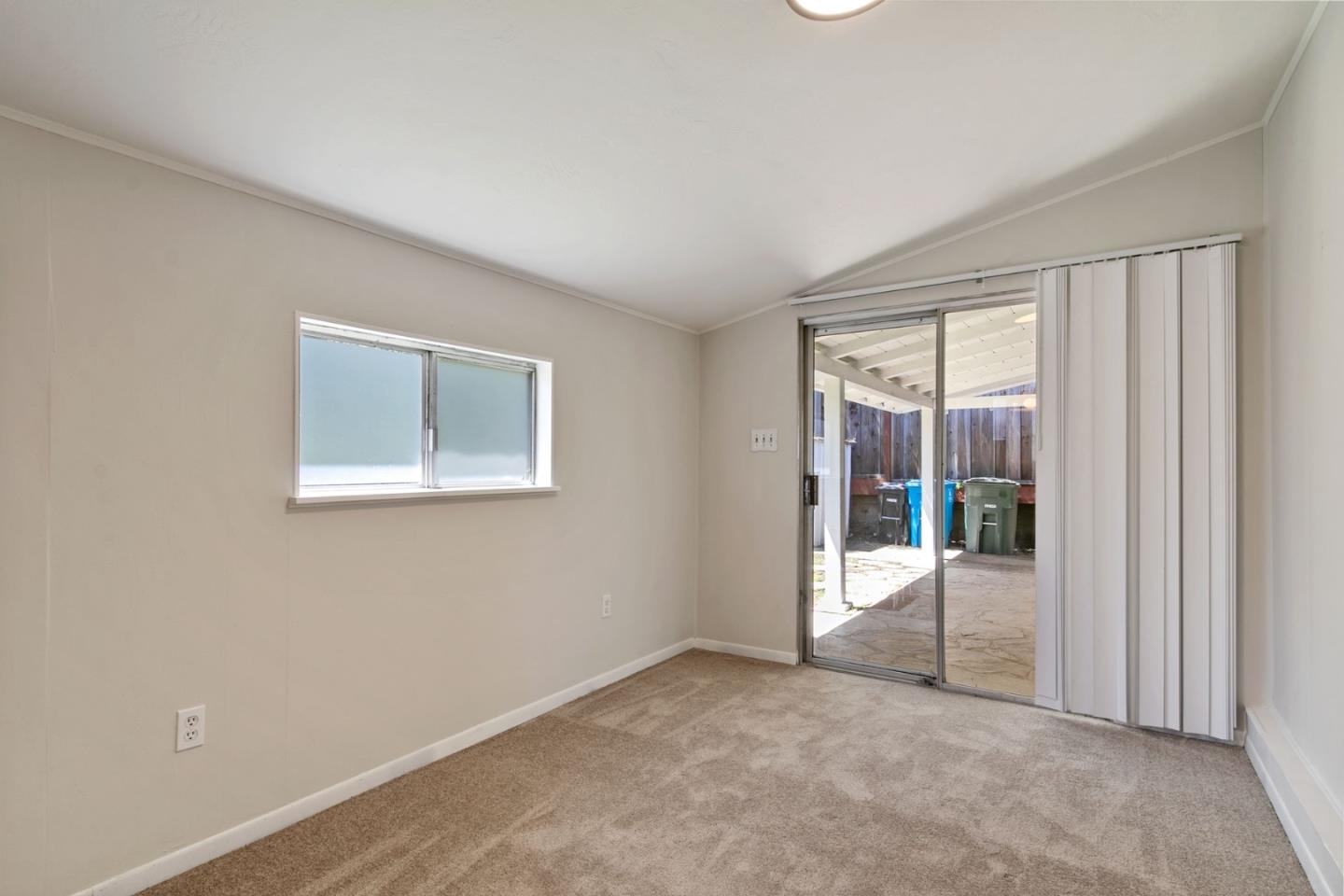 Detail Gallery Image 13 of 16 For 266 Vine St, San Carlos,  CA 94070 - 3 Beds | 2 Baths