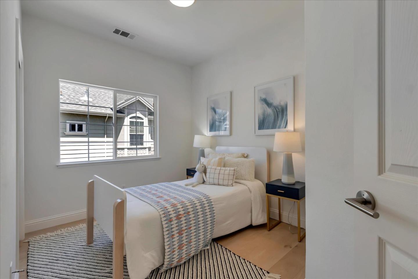 Detail Gallery Image 17 of 33 For 2428 Strohmeyer Ct, San Jose,  CA 95116 - 3 Beds | 2/1 Baths