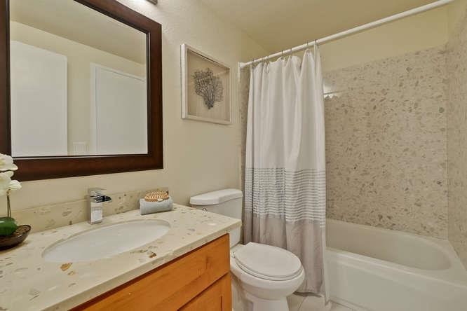 Detail Gallery Image 9 of 15 For 4661 Albany Cir #107,  San Jose,  CA 95129 - 2 Beds | 2 Baths