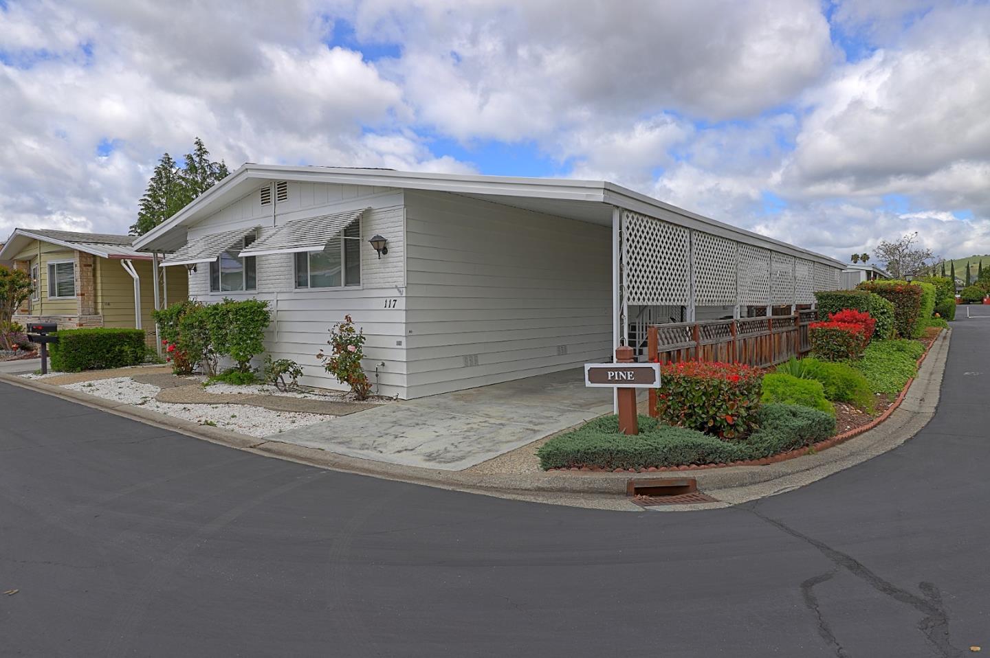 Photo of 117 Pine Ln #117 in Morgan Hill, CA