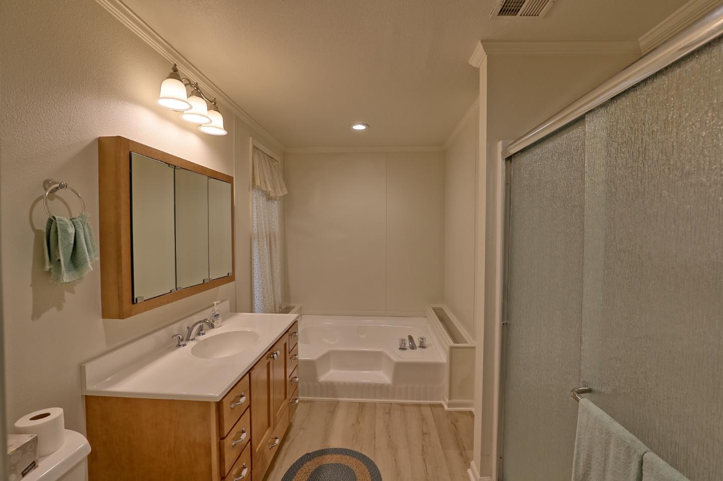 Detail Gallery Image 17 of 29 For 117 Pine Ln #117,  Morgan Hill,  CA 95037 - 2 Beds | 2 Baths