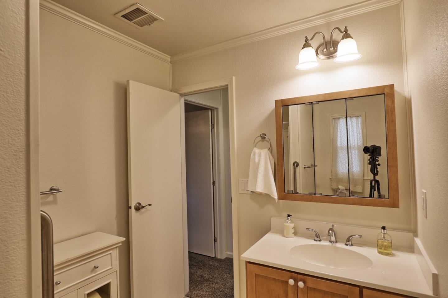 Detail Gallery Image 19 of 29 For 117 Pine Ln #117,  Morgan Hill,  CA 95037 - 2 Beds | 2 Baths