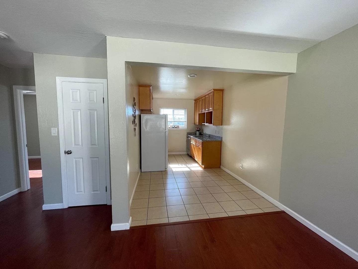 Detail Gallery Image 6 of 20 For 238 Erie Way #4,  Campbell,  CA 95008 - 2 Beds | 1 Baths