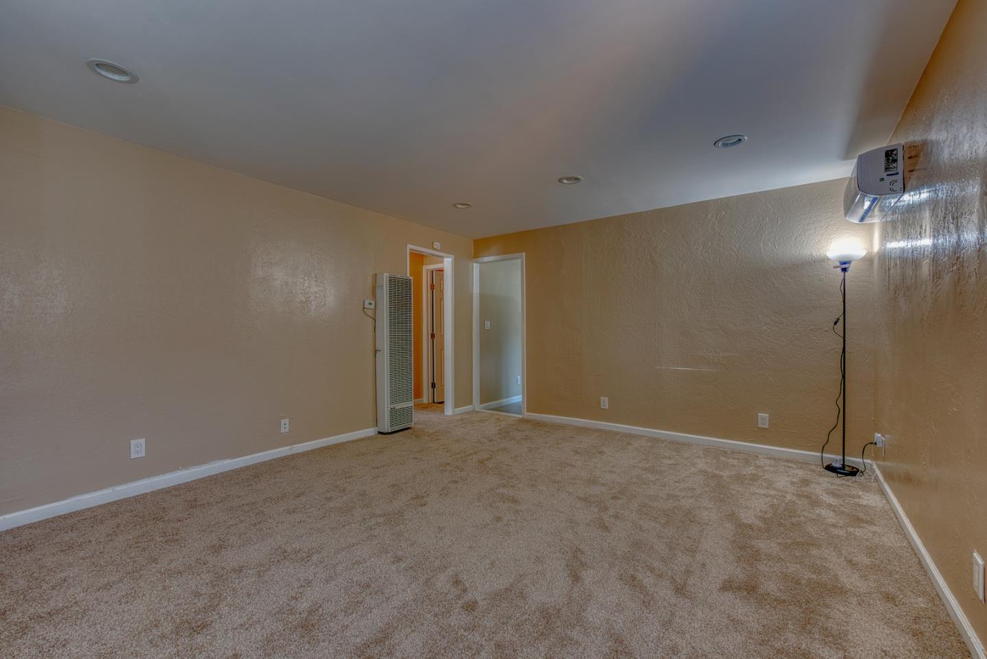 Detail Gallery Image 12 of 64 For 24047 Alice St, Hayward,  CA 94541 - 3 Beds | 2 Baths