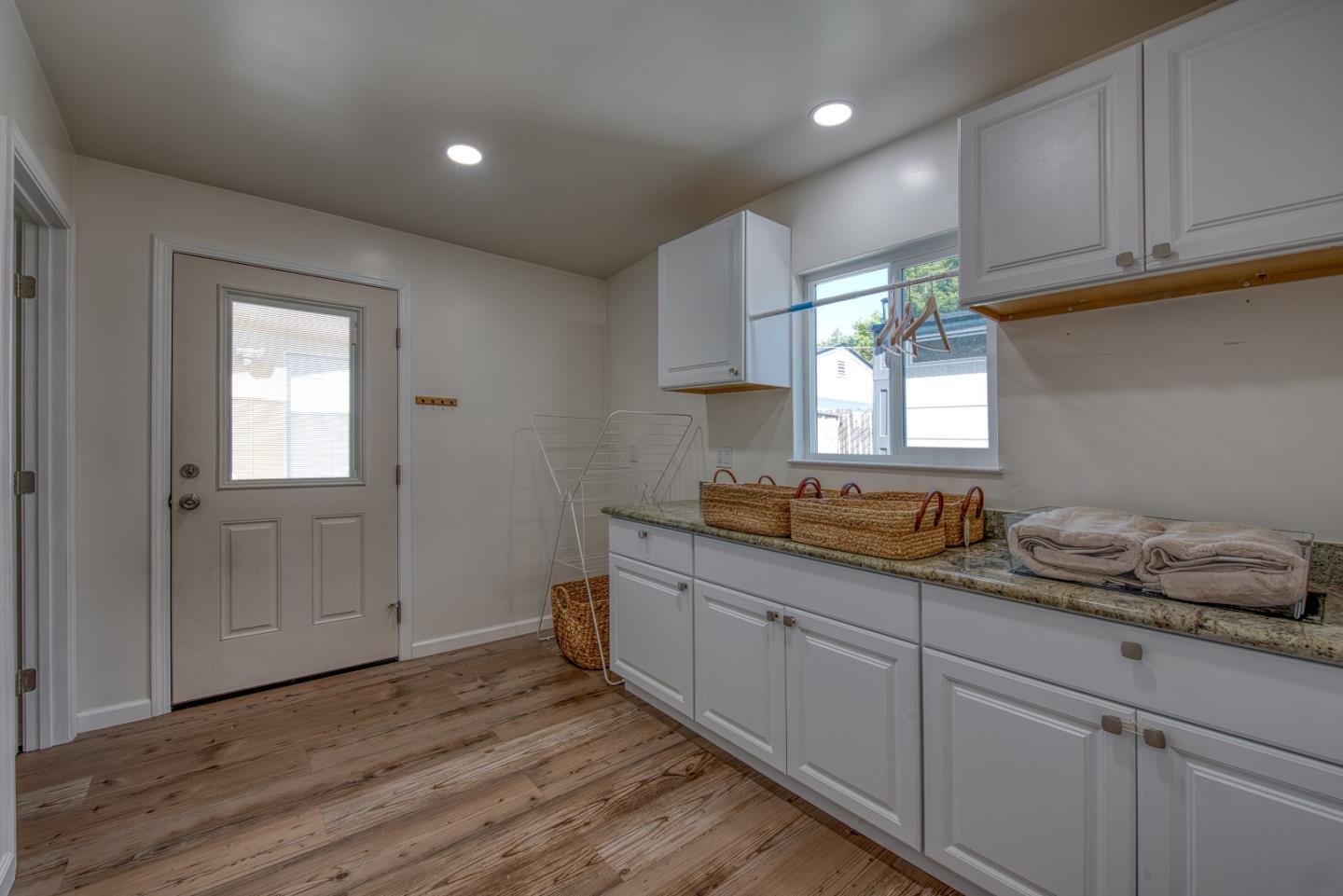 Detail Gallery Image 25 of 64 For 24047 Alice St, Hayward,  CA 94541 - 3 Beds | 2 Baths