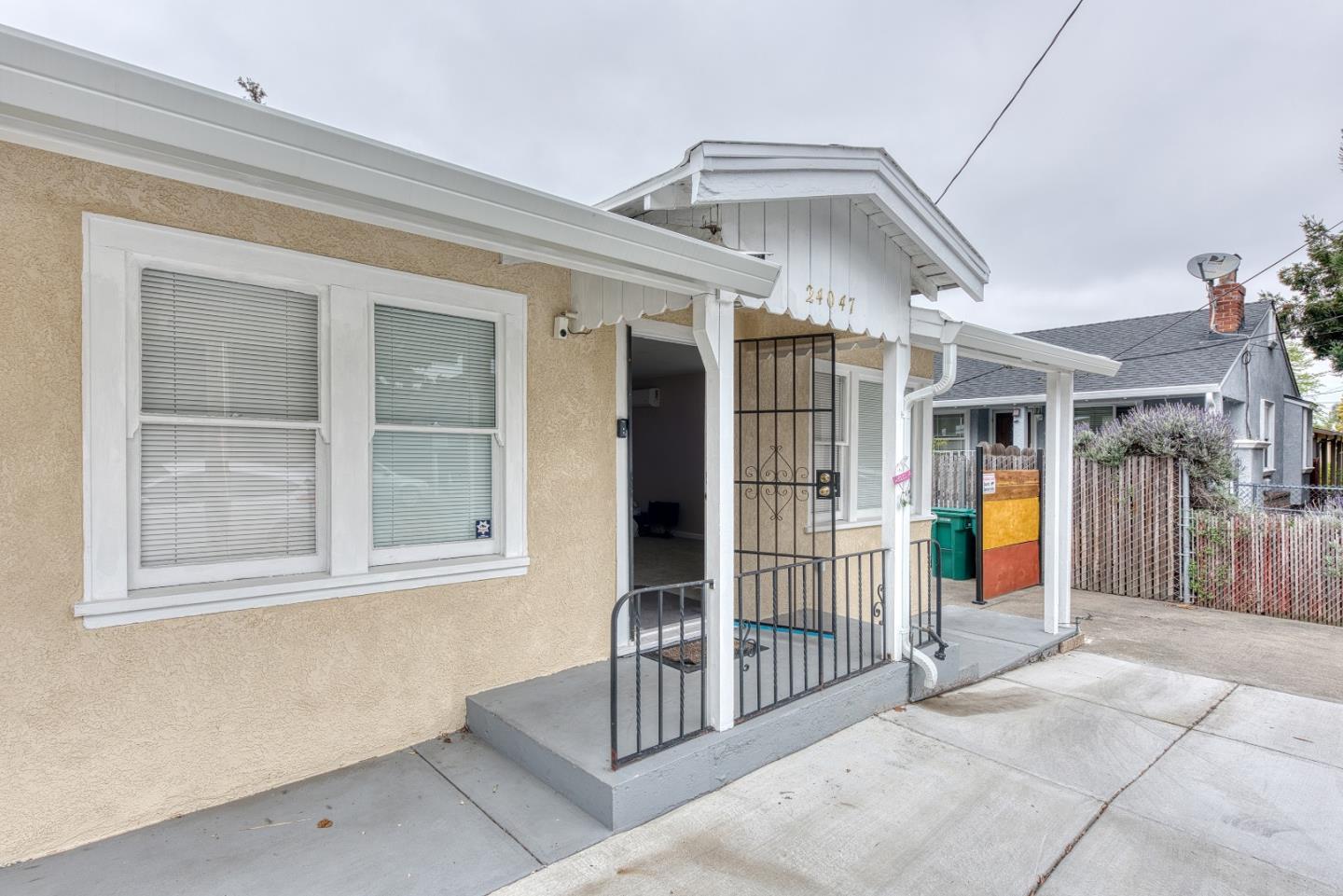 Detail Gallery Image 6 of 64 For 24047 Alice St, Hayward,  CA 94541 - 3 Beds | 2 Baths