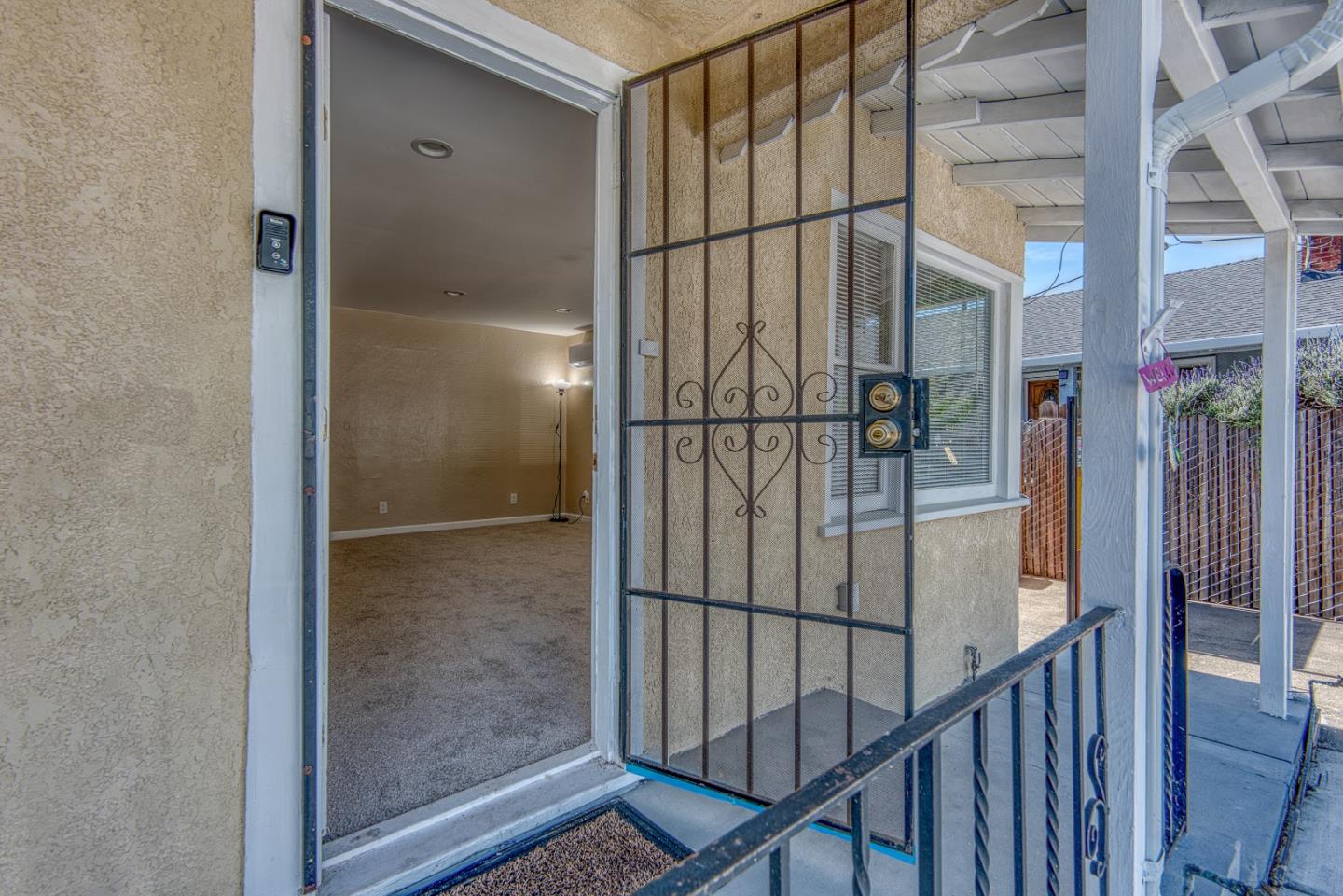 Detail Gallery Image 7 of 64 For 24047 Alice St, Hayward,  CA 94541 - 3 Beds | 2 Baths