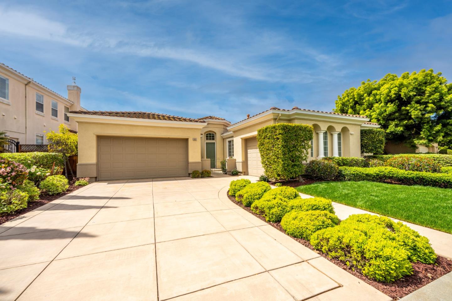 Detail Gallery Image 1 of 33 For 6039 Gleneagles Cir, San Jose,  CA 95138 - 3 Beds | 3/1 Baths